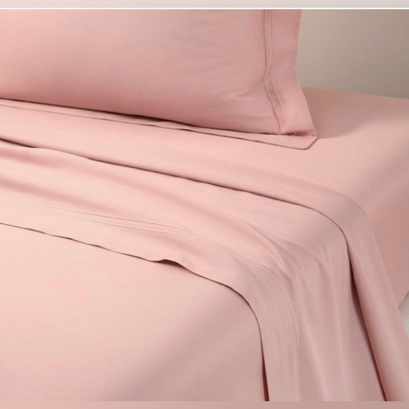 St Bernard the brand of quality American Luxury Percale King flat sheet108”x102” - Picture 4 of 4